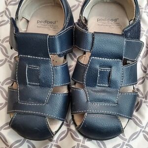 EUC-Pedi-Ped Fisherman sandals